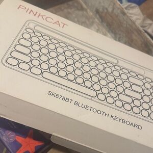Pinkcat Bluetooth Keyboard